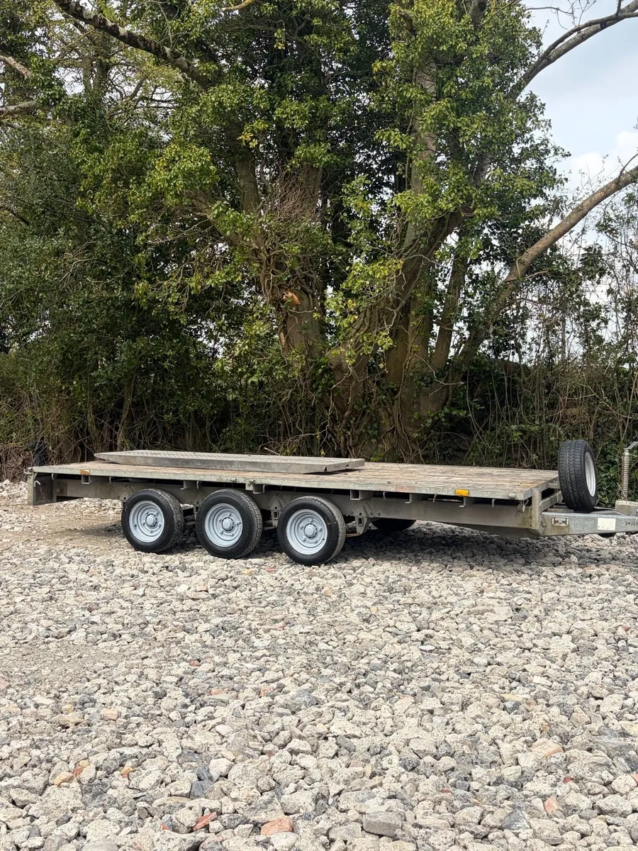 Ifor Williams 14x6,6 Tri Axle flatbed - Image 2