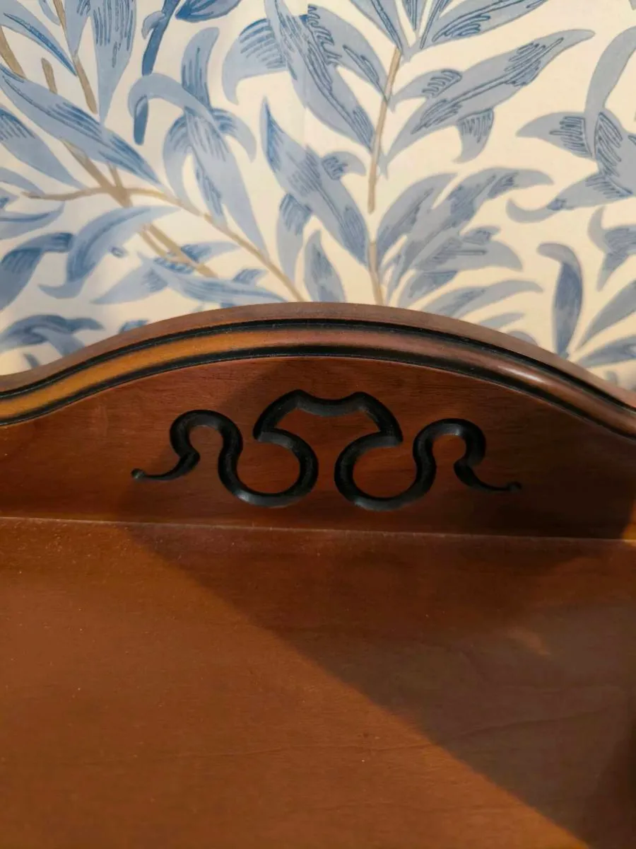 Rossmore wardrobe and locker - Image 3