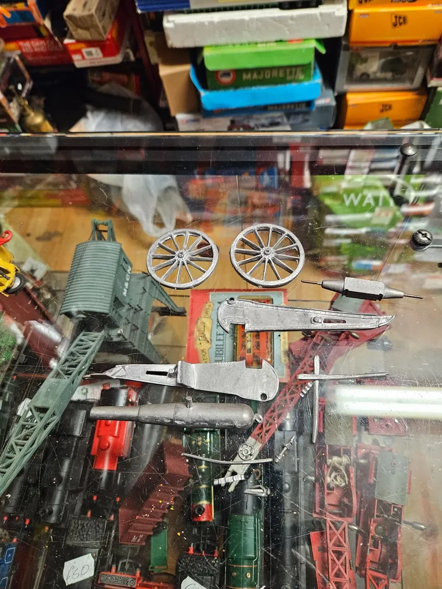 Britain's Die-cast Artillery