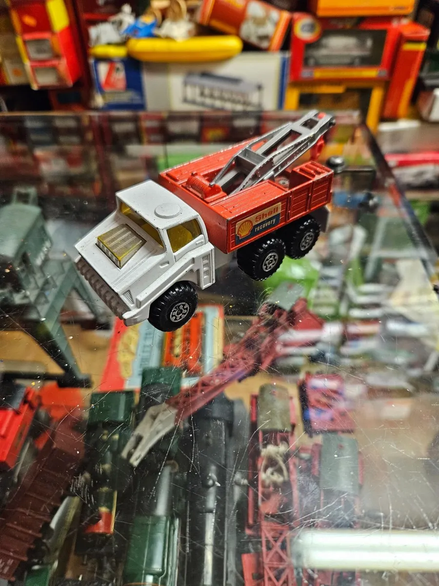 Matchbox Superkings Tow Truck