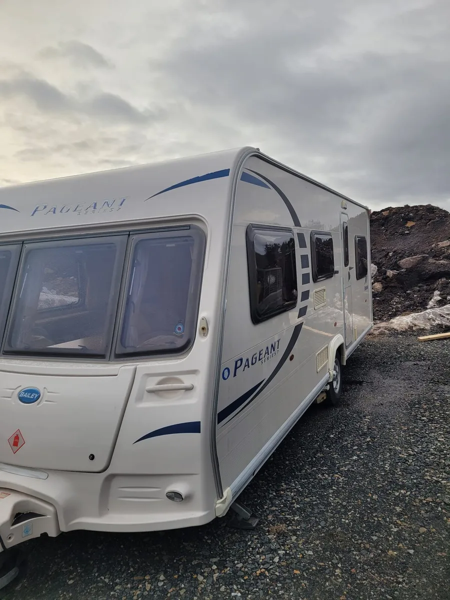 2008 Bailey pageant series 7 - Image 3