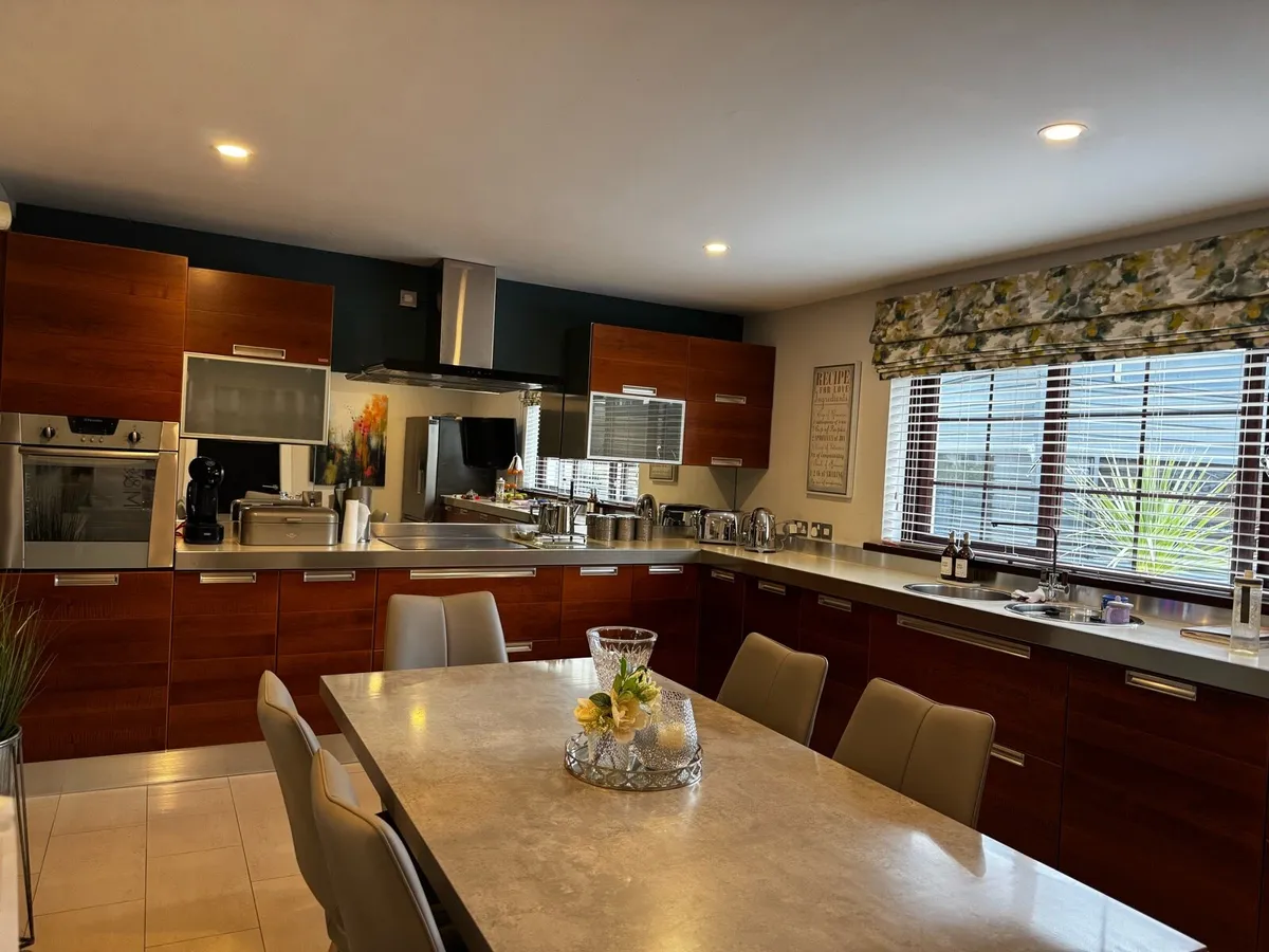 SCAVOLINI Italian walnut kitchen - Image 1