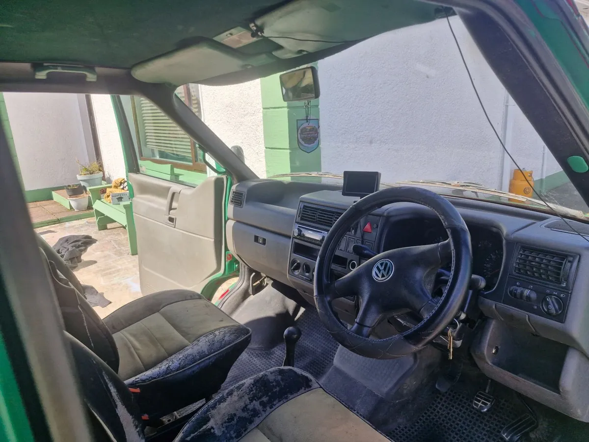 Vw transporter t4 camper? - Image 3