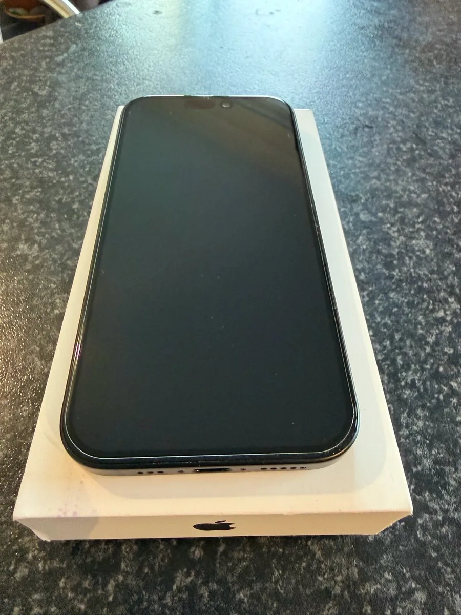 iPhone 15 256GB black - Image 2