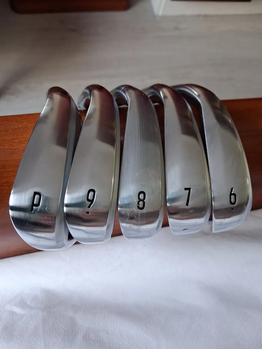 Callaway Quantum os Irons - Image 2