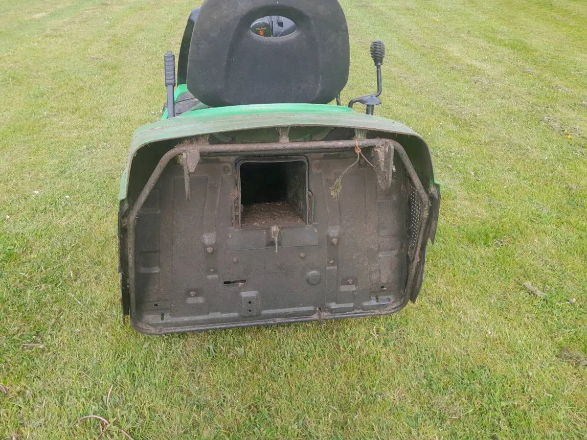 Viking Ride On Lawnmower - Image 2