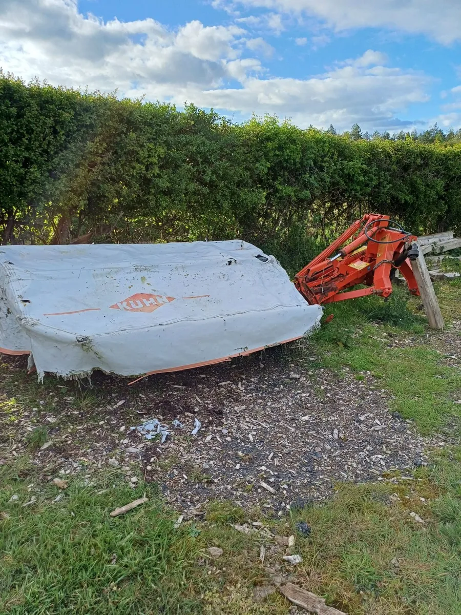 GMD 600 kuhn disk mower. - Image 2