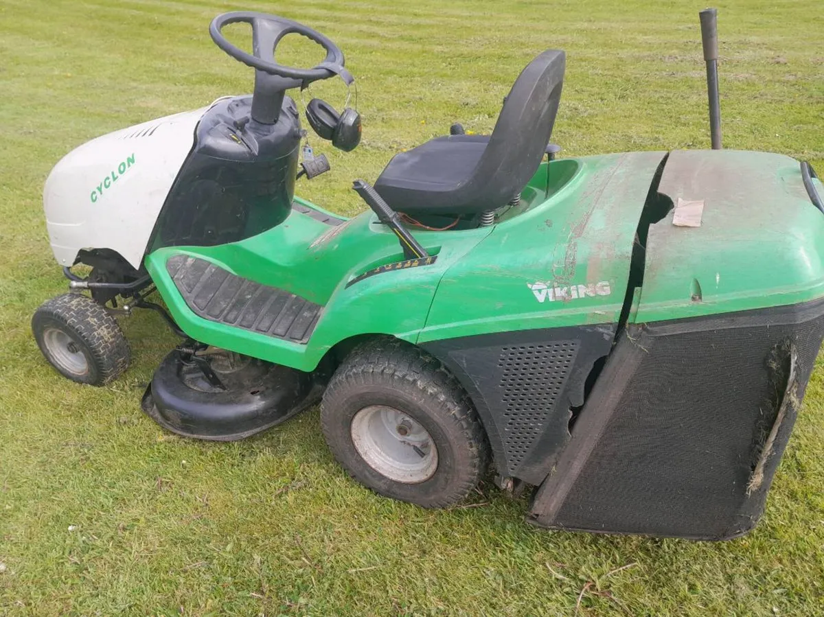 Viking Ride On Lawnmower - Image 3