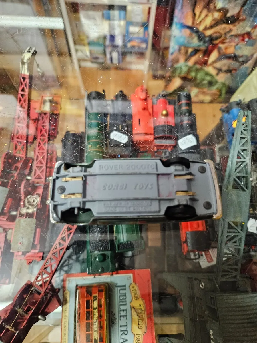 Corgi 1970's Rover - Image 2