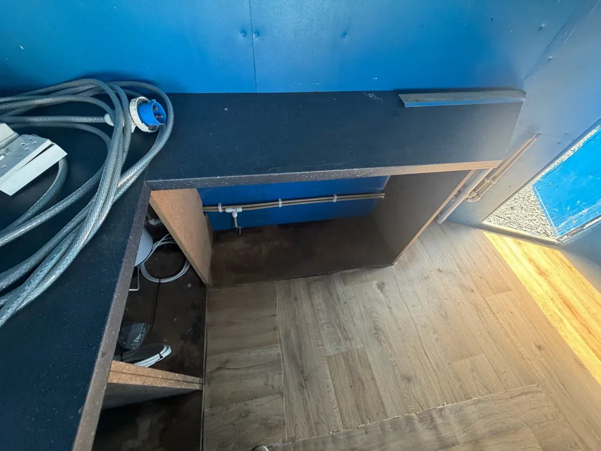 Horsebox coffee trailer project - Image 2