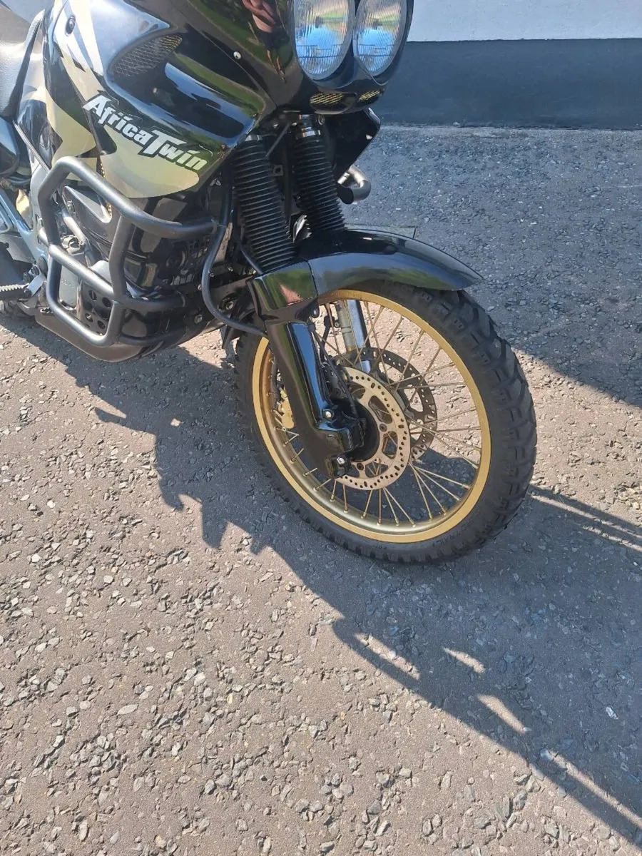 Honda africa twin xrv 750 - Image 3