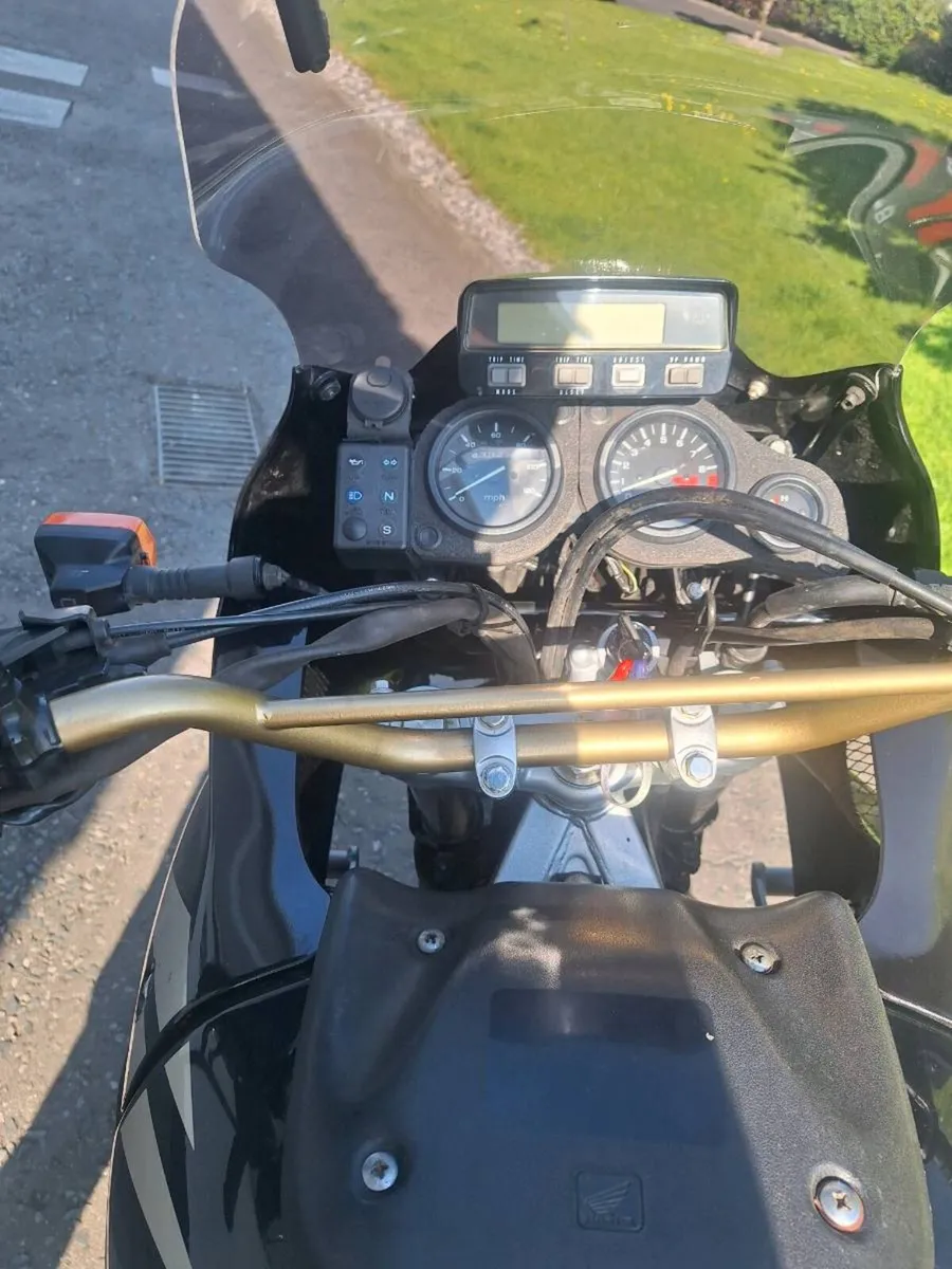 Honda africa twin xrv 750 - Image 4