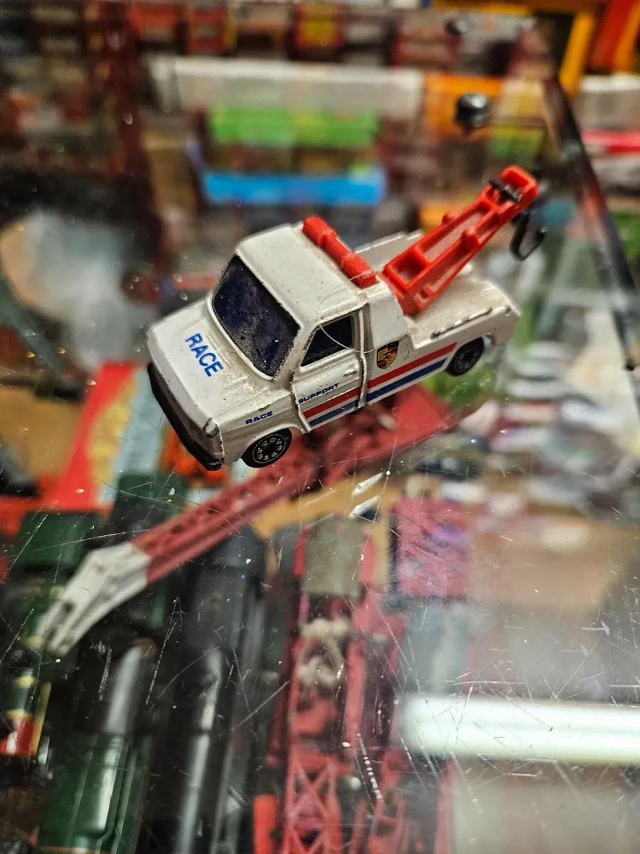 Corgi Ford Transit Tow Truck