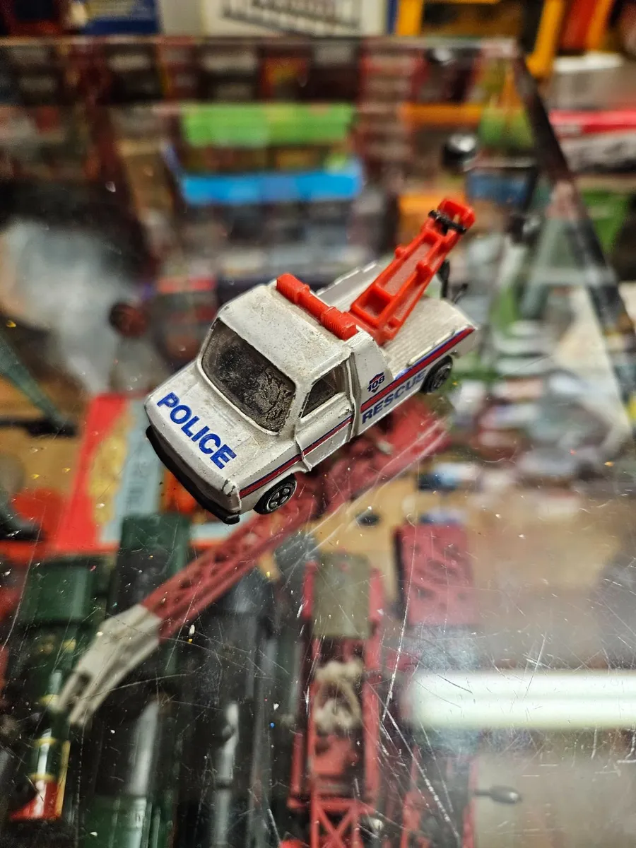 Corgi Ford Transit Tow Truck