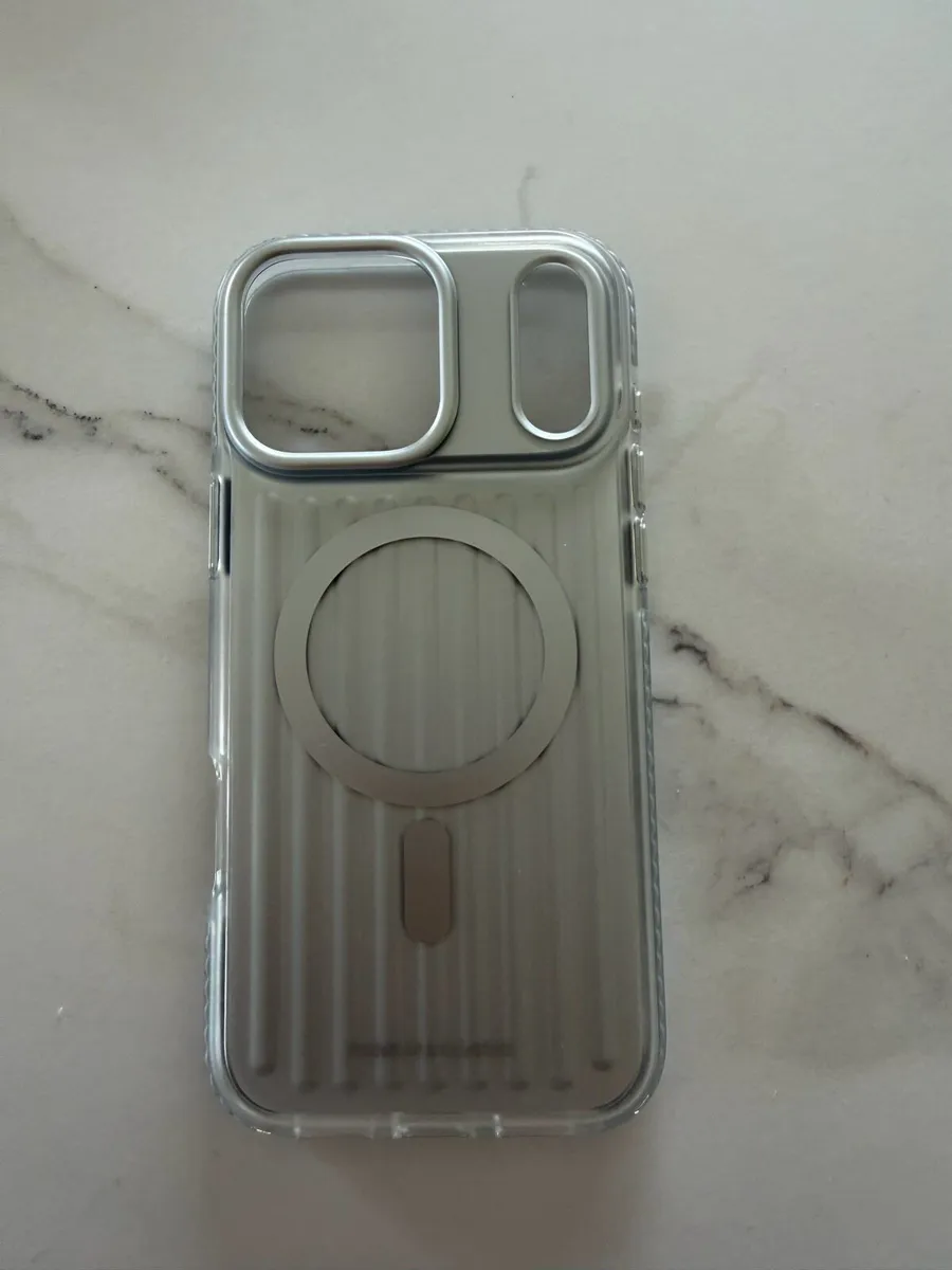 iPhone 17 Pro Max Cases - Image 2