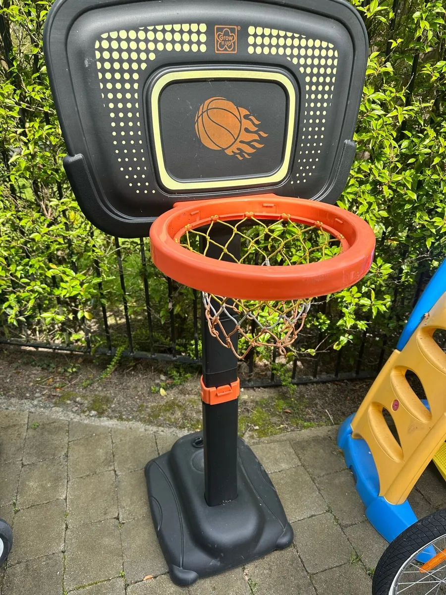 Adjustable kids basket ball net - Image 1