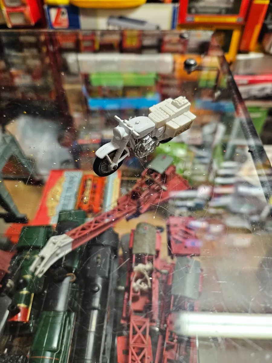 Matchbox Superfast Police Motorbike