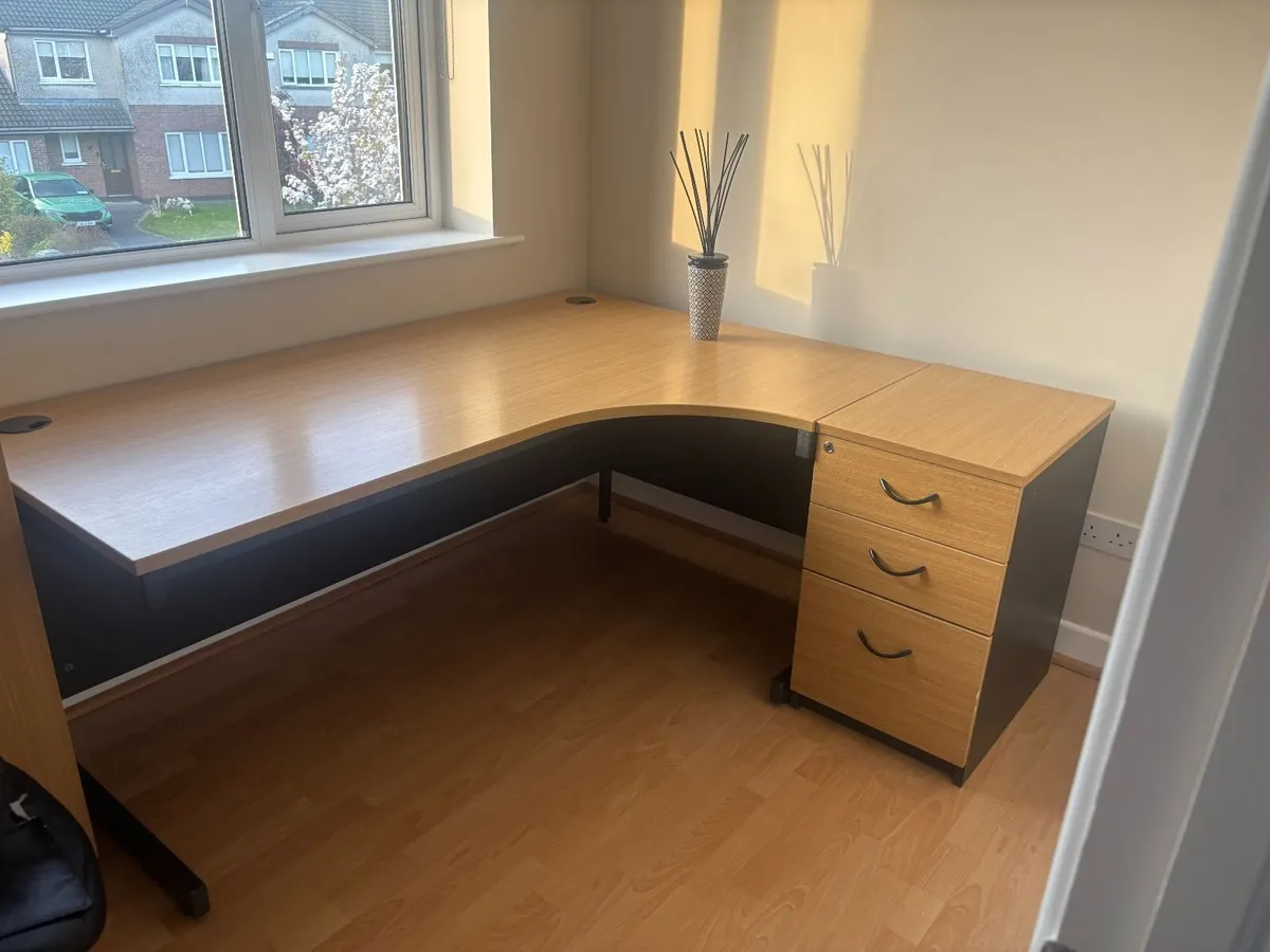 Office desks x2  pedastals x2