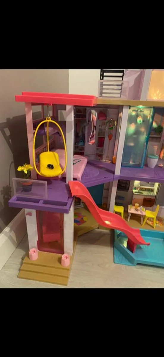Barbie Dreamhouse, campervan - Image 3