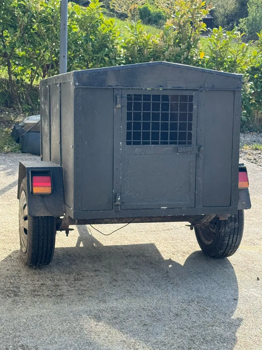 Dog Trailer - Image 1