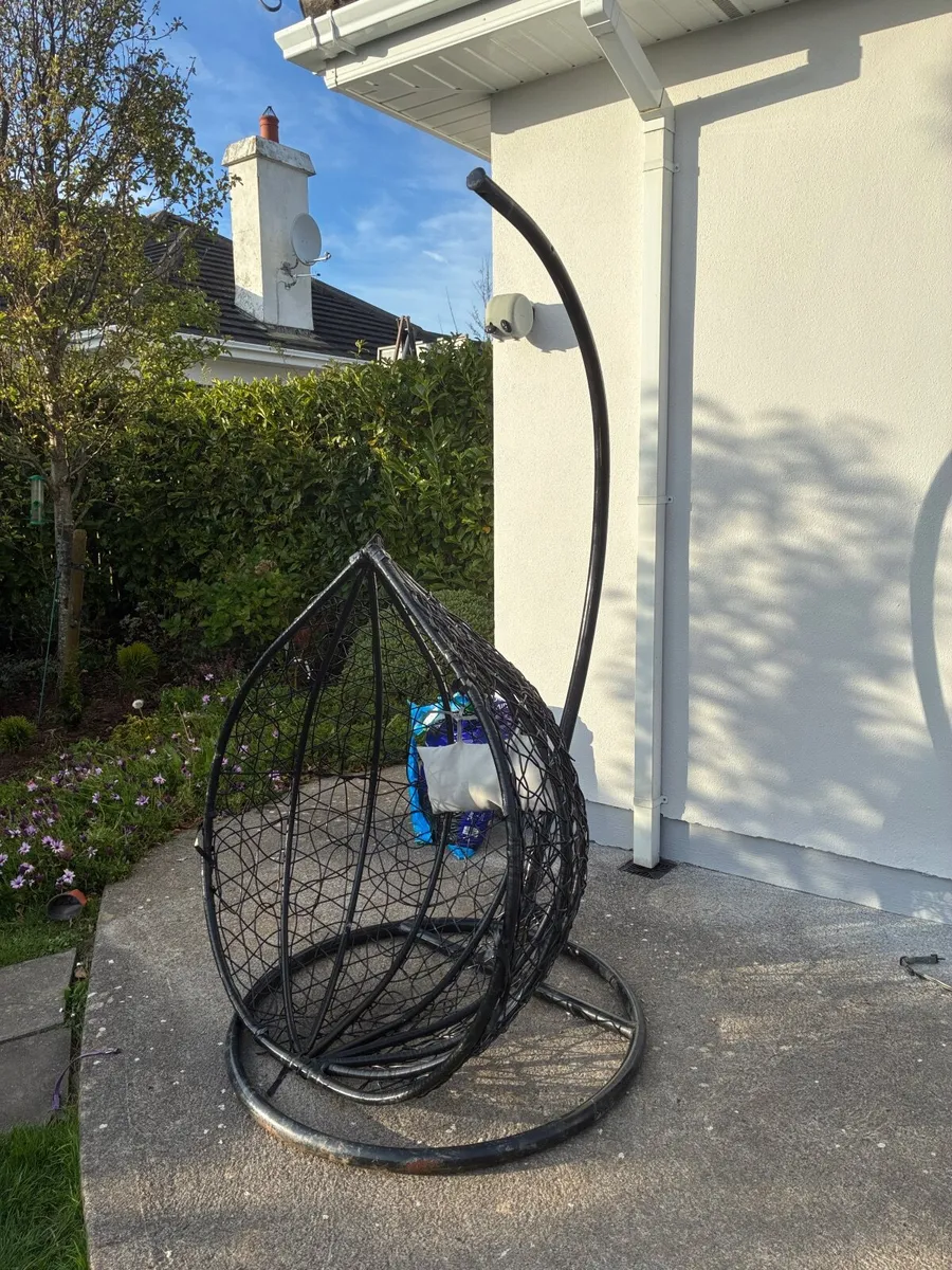 FREE hanging garden chair - Image 2