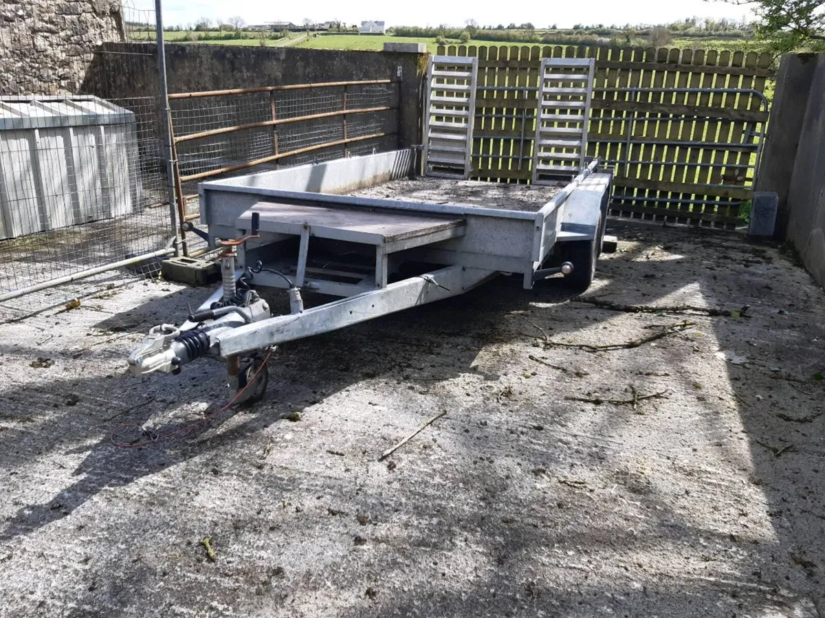 Plant trailer - Image 1