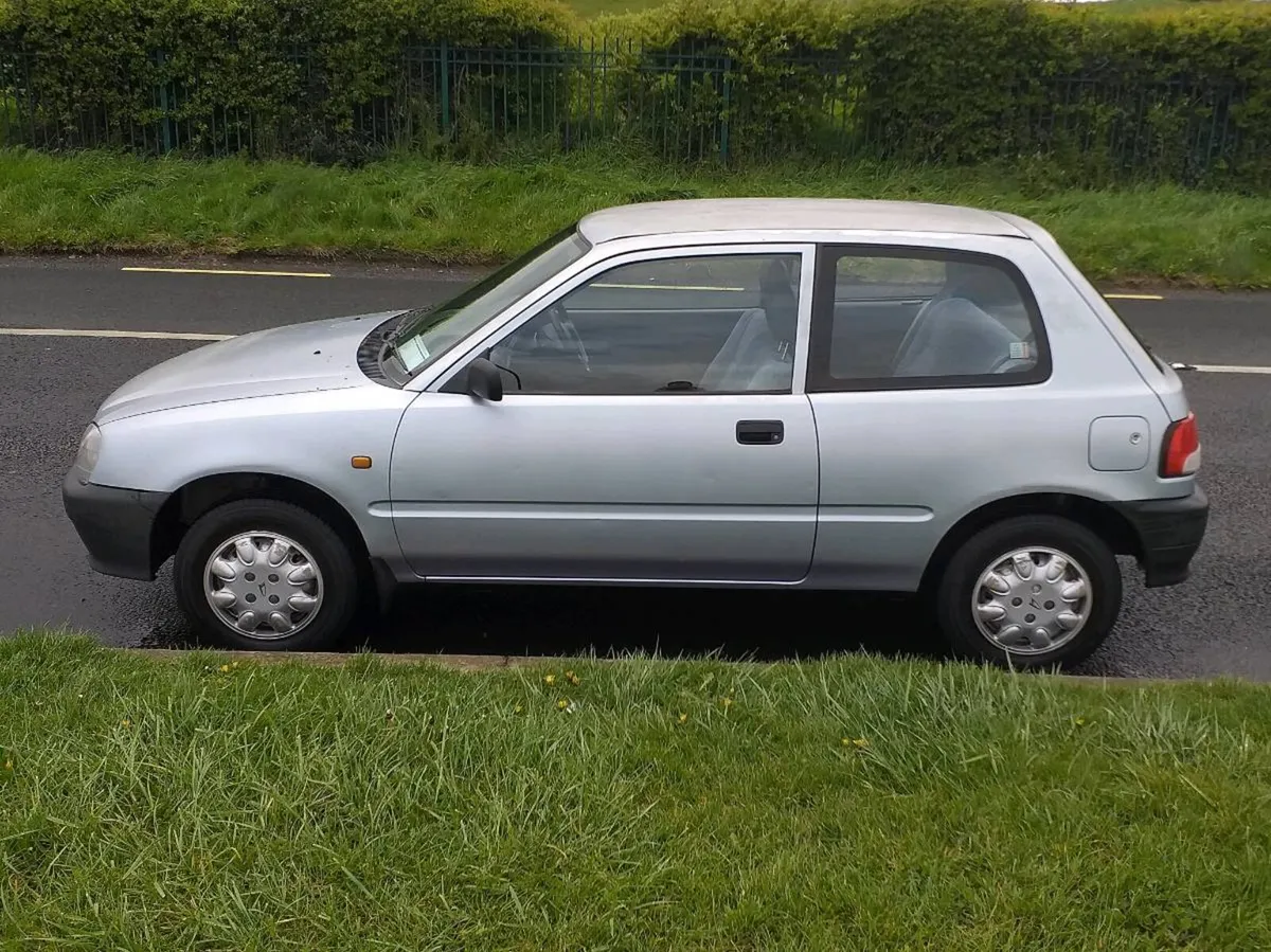 Daihatsu Charade - Image 2