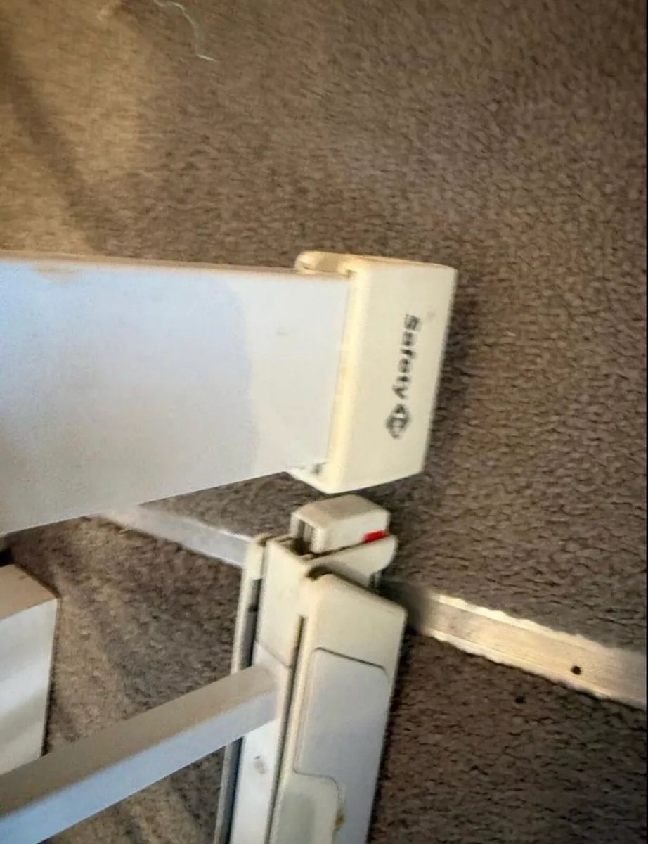 Safety 1st Baby Gate - Image 2