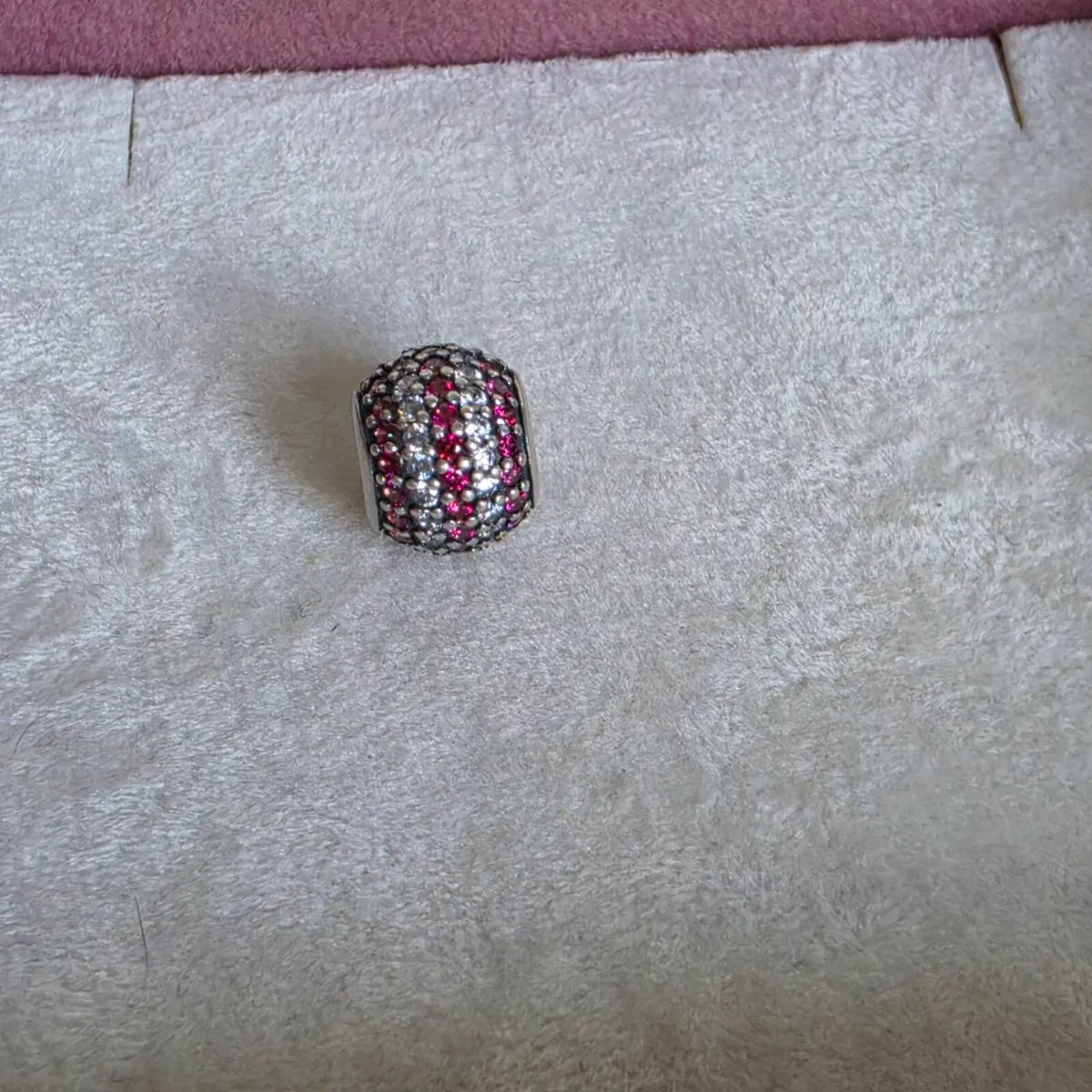 Pandora charm sparkly pink/clear - Image 1