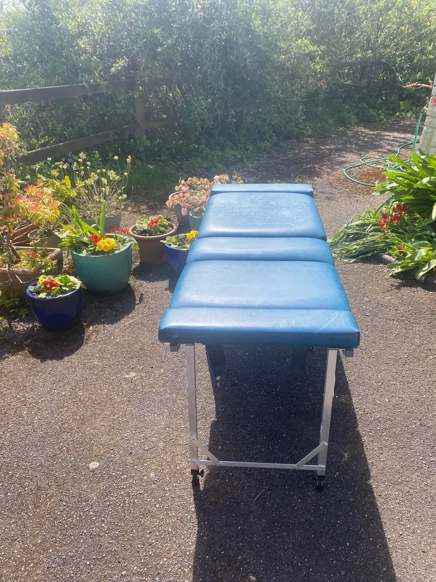 Massage Table - Image 4