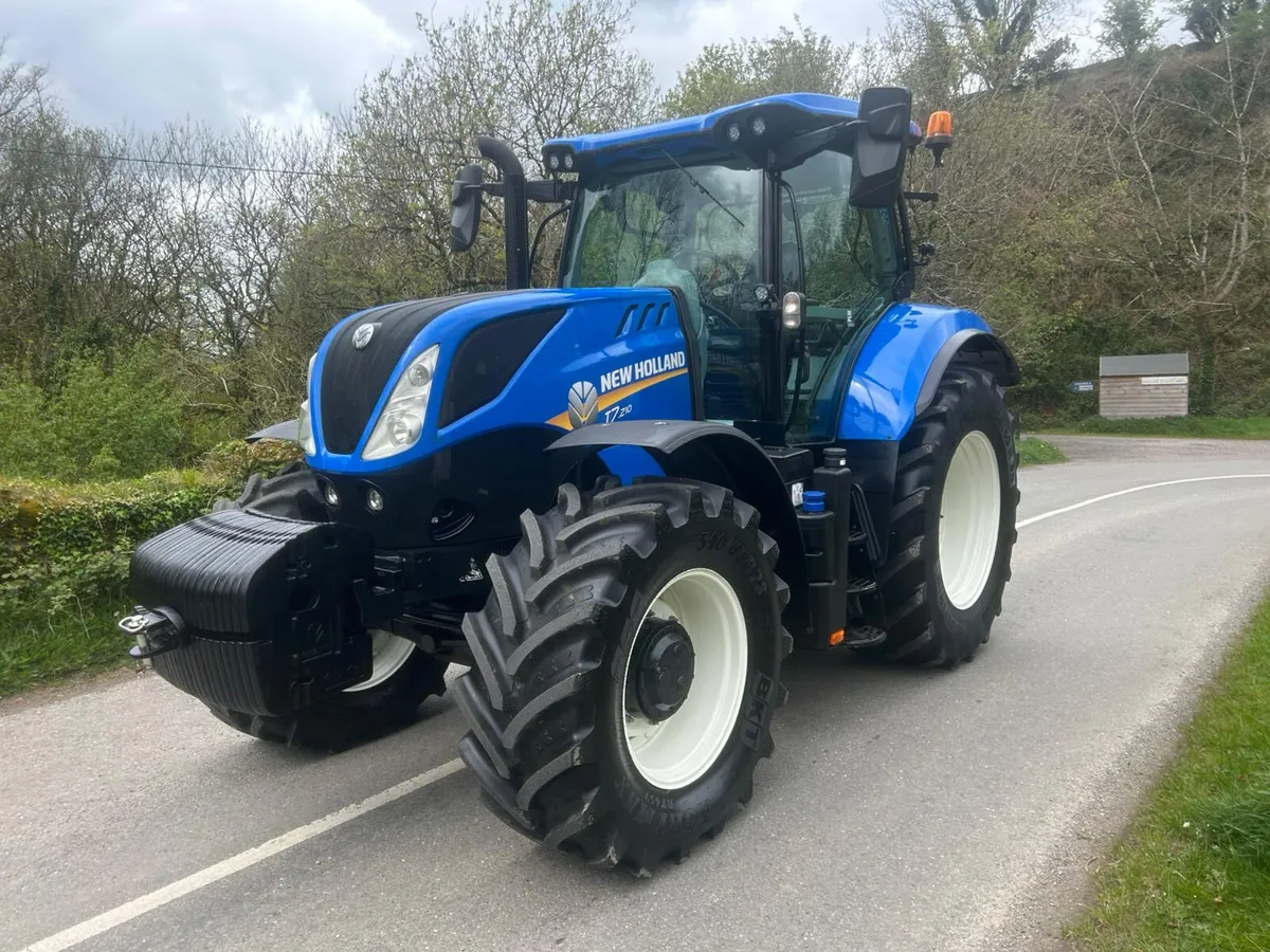 New Holland T7.210 P/C 2021 - Image 1