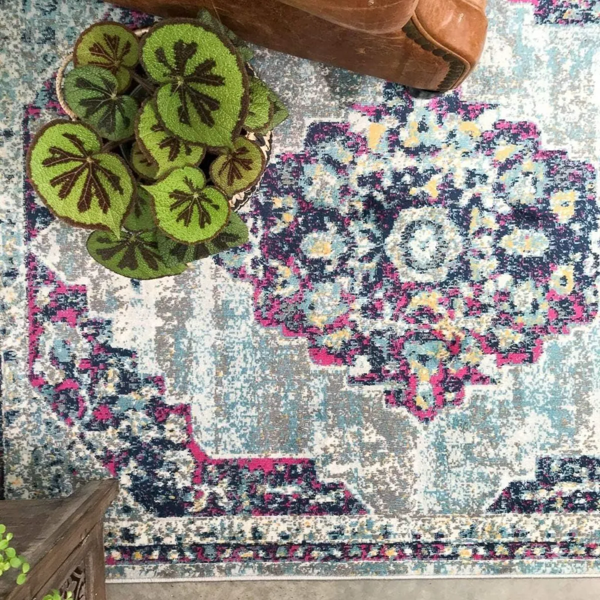 Luxury Large Blue Pink Traditional Distressed Rug - Image 2