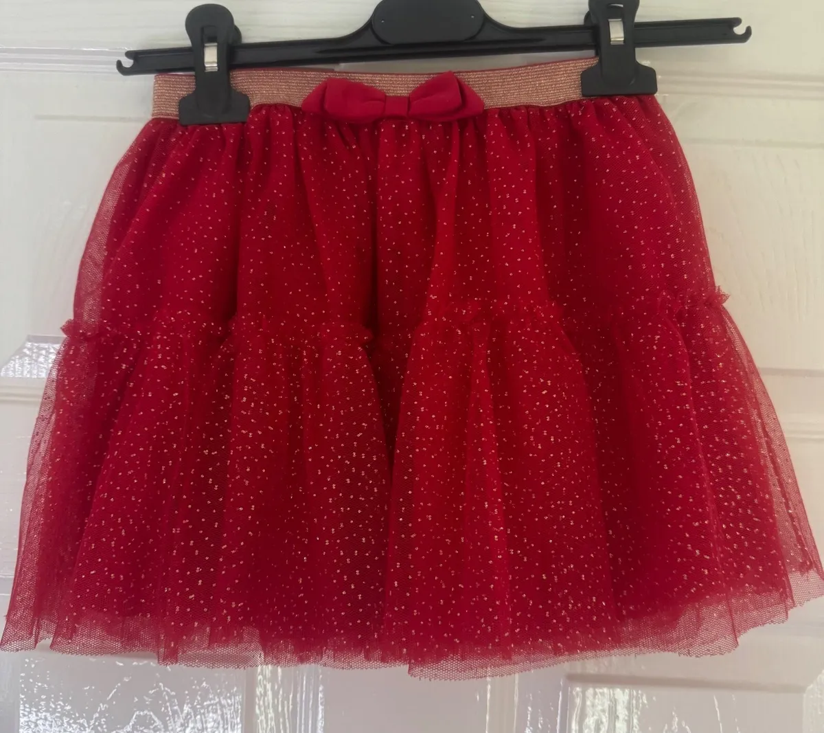 Girls Red Skirt Aged 5-6 - Image 1