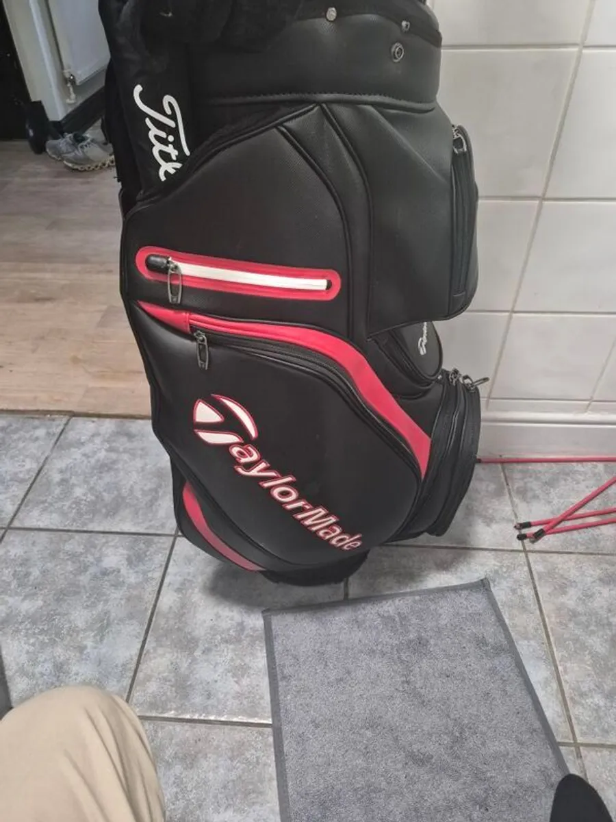 Taylormade/ping golf bags - Image 3