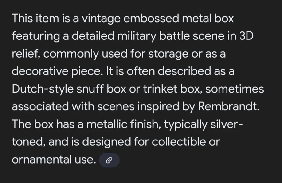 Vintage embossed metal box / lighter - Image 2