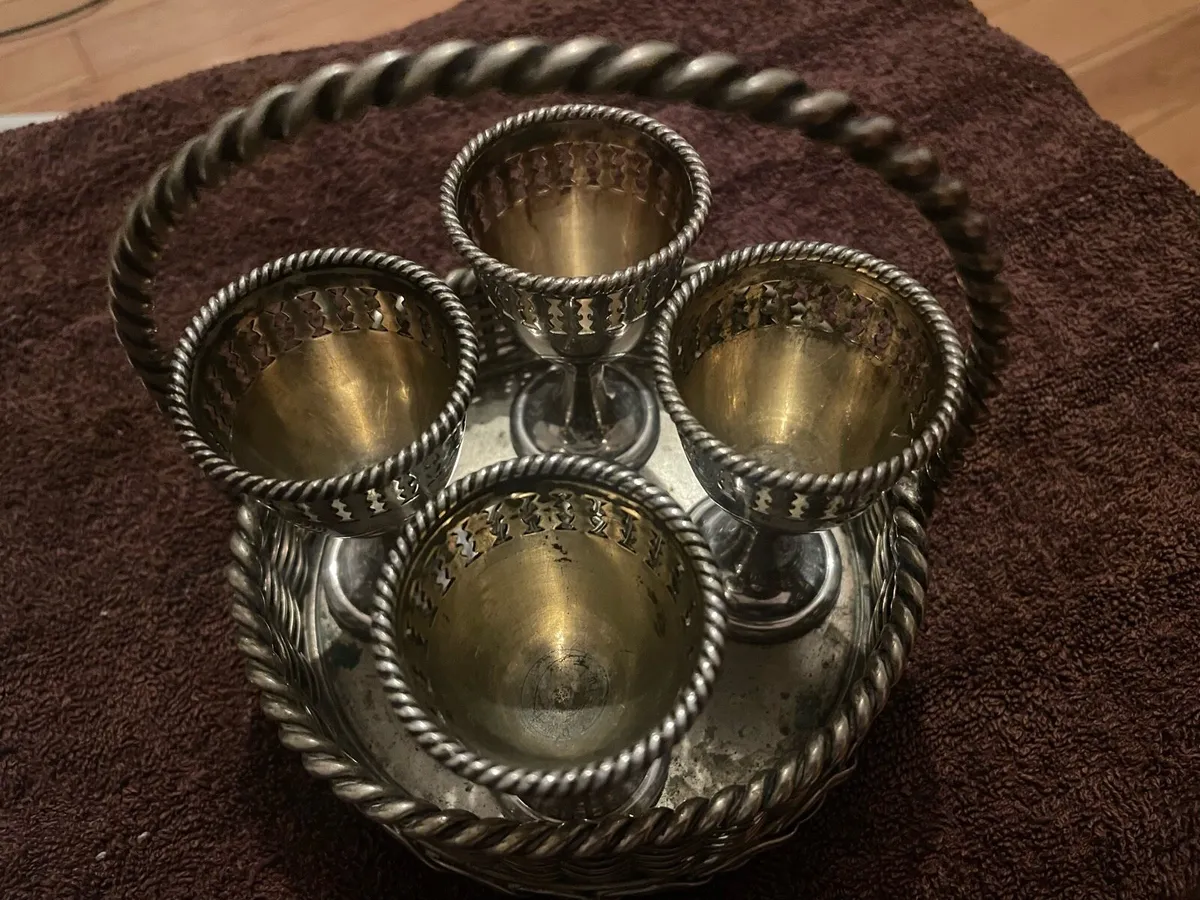 Vintage egg holder breakfast set - Image 1