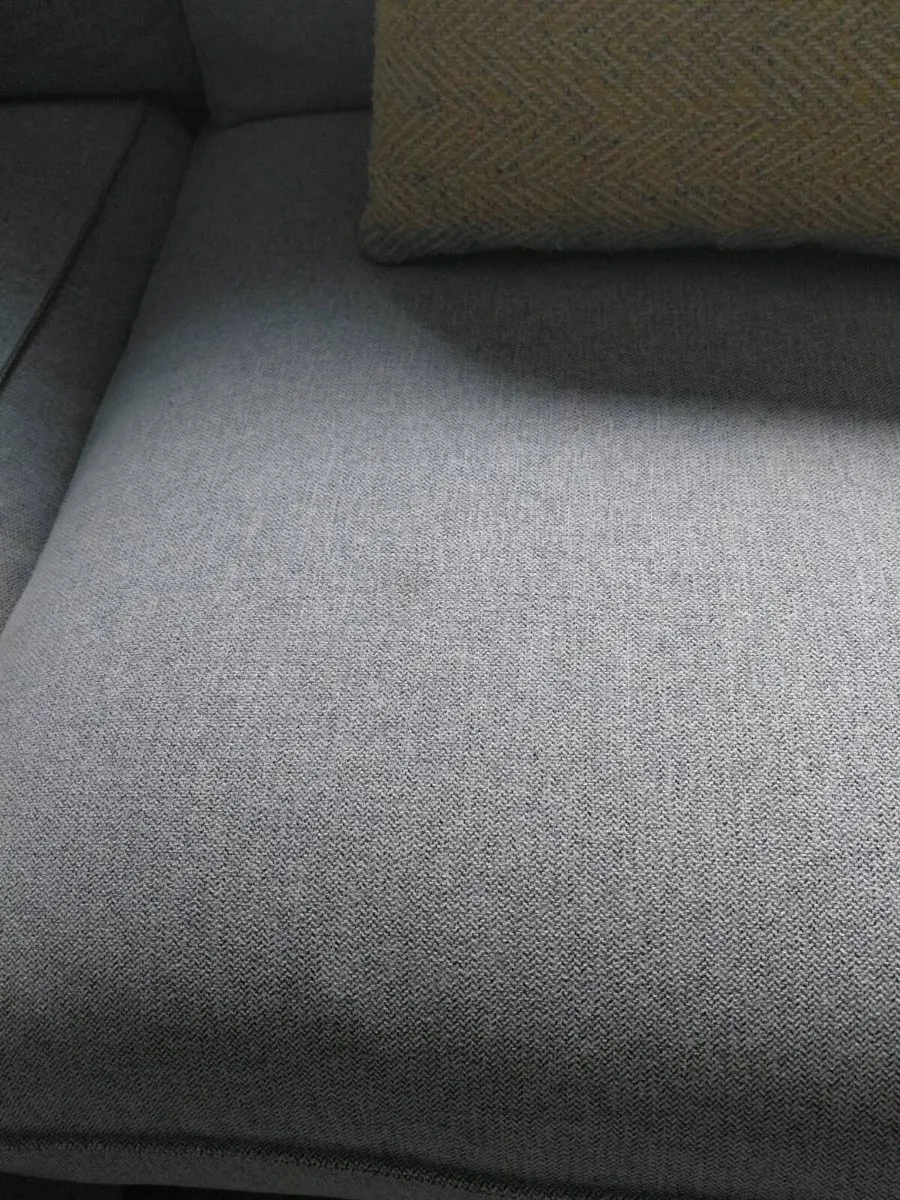 3 seat sofa with chaise longue - Image 4