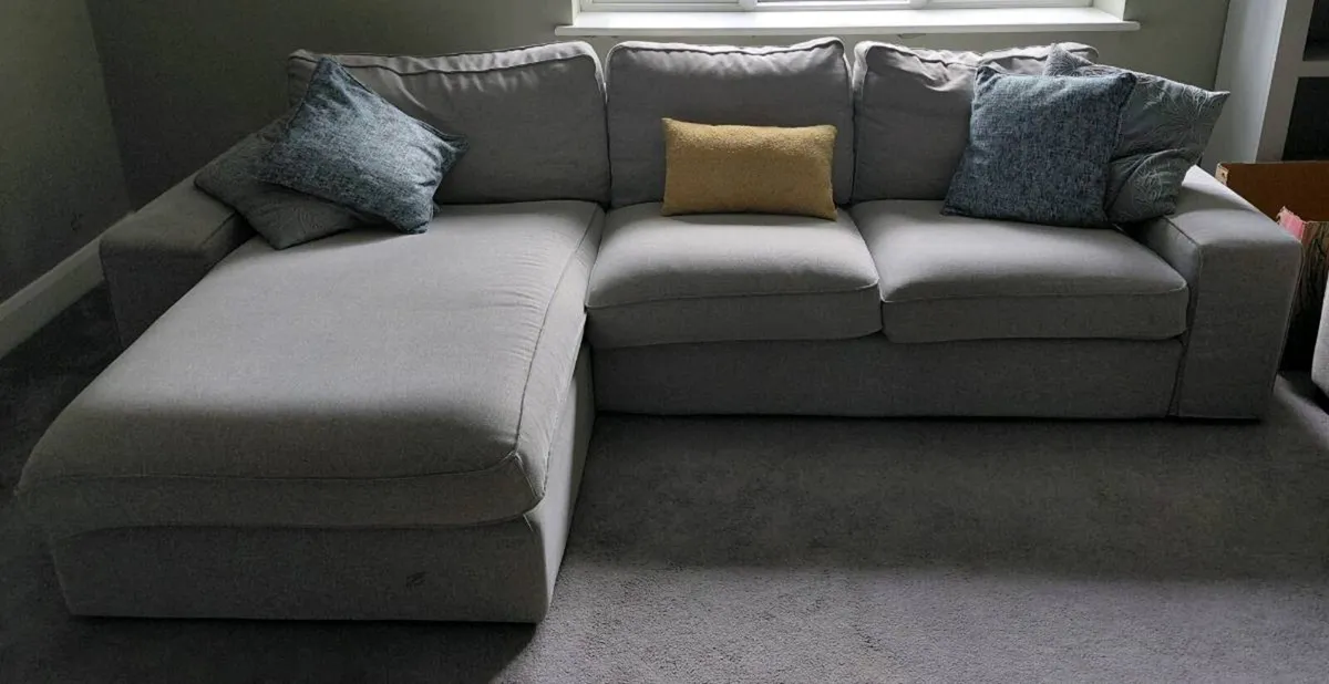 3 seat sofa with chaise longue - Image 1