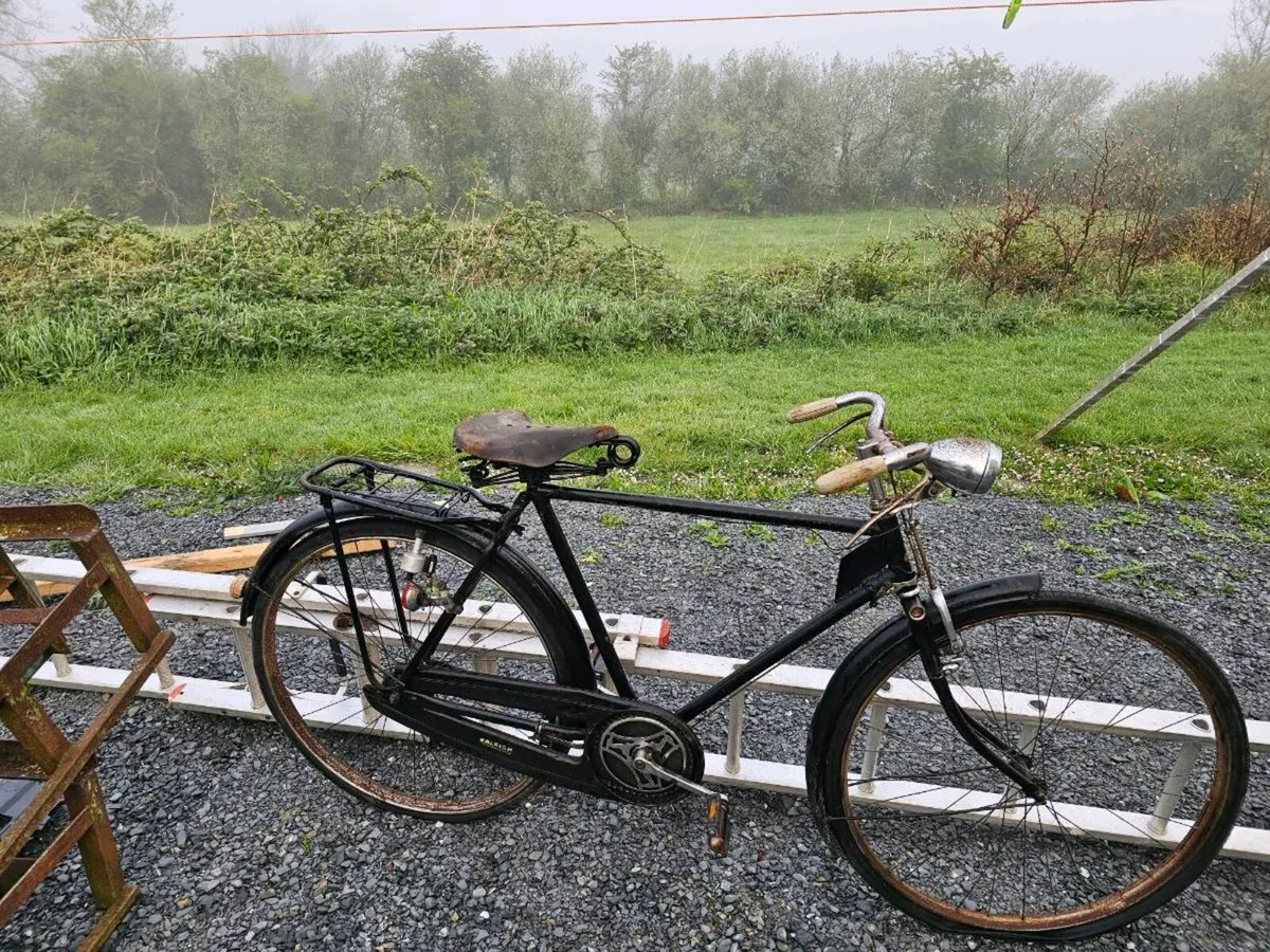 2 High nelly bicycles - Image 3