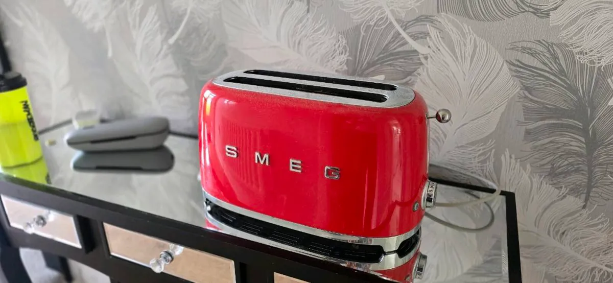SMEG RED TOASTER - Image 4