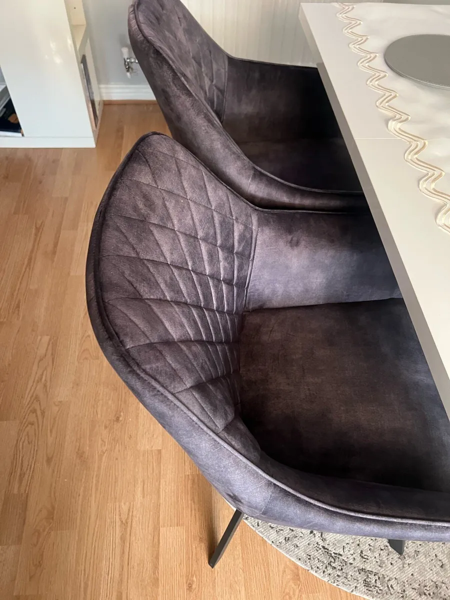 Two swivel dining chairs - Image 3