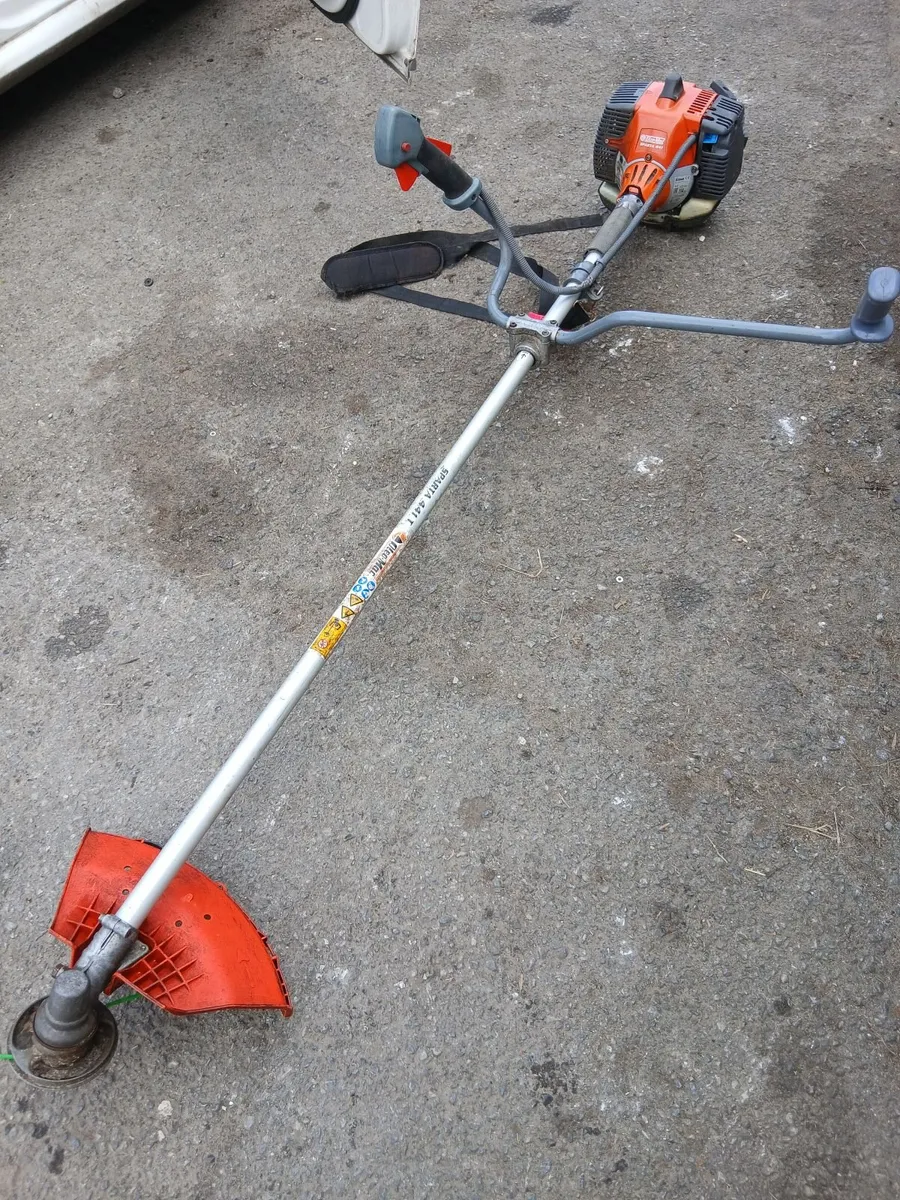 Oleo mac sparat 441 2018 running well - Image 3