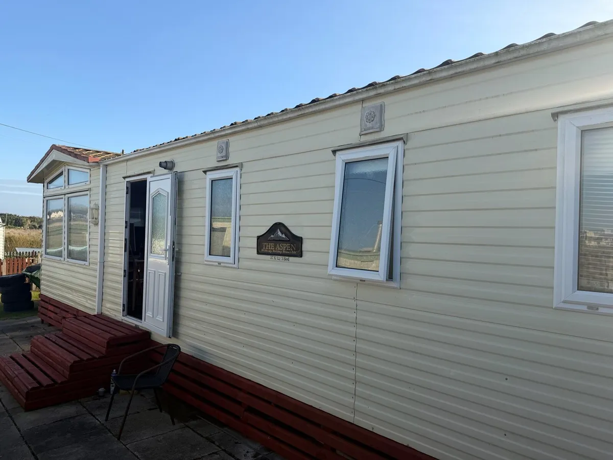 Willerby Aspen 37x12 3 bed - Image 2