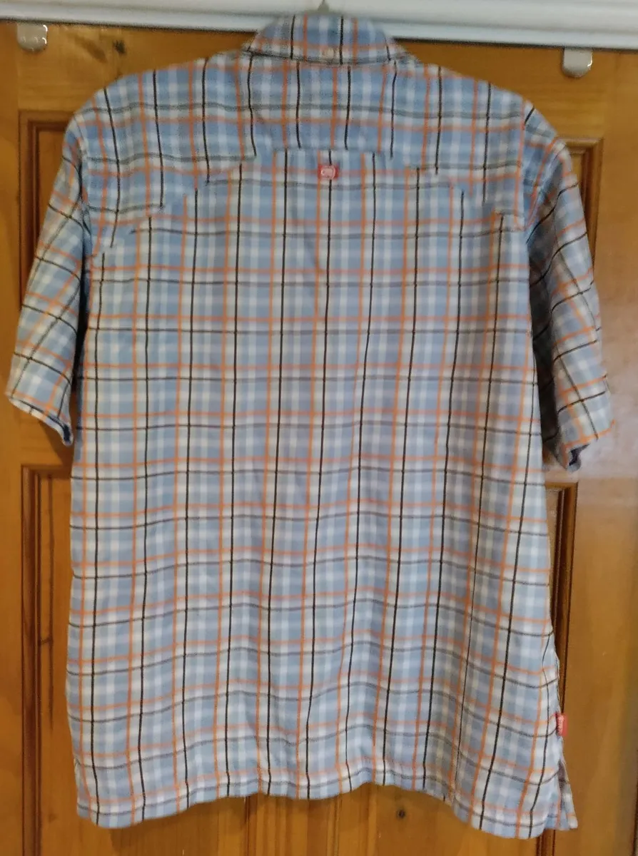 Marc Ecko Unltd S/S shirt M - Image 4