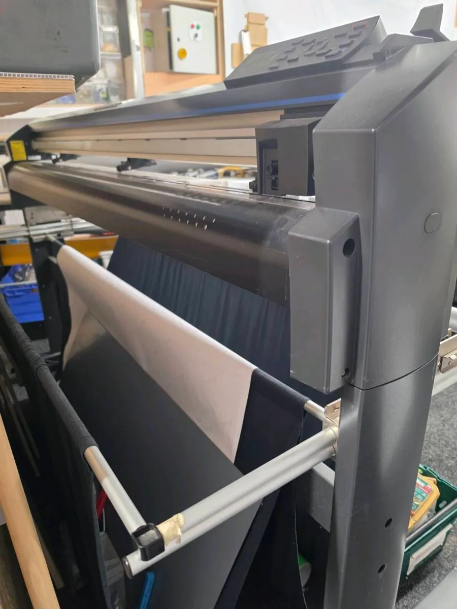 Plotter - Image 1
