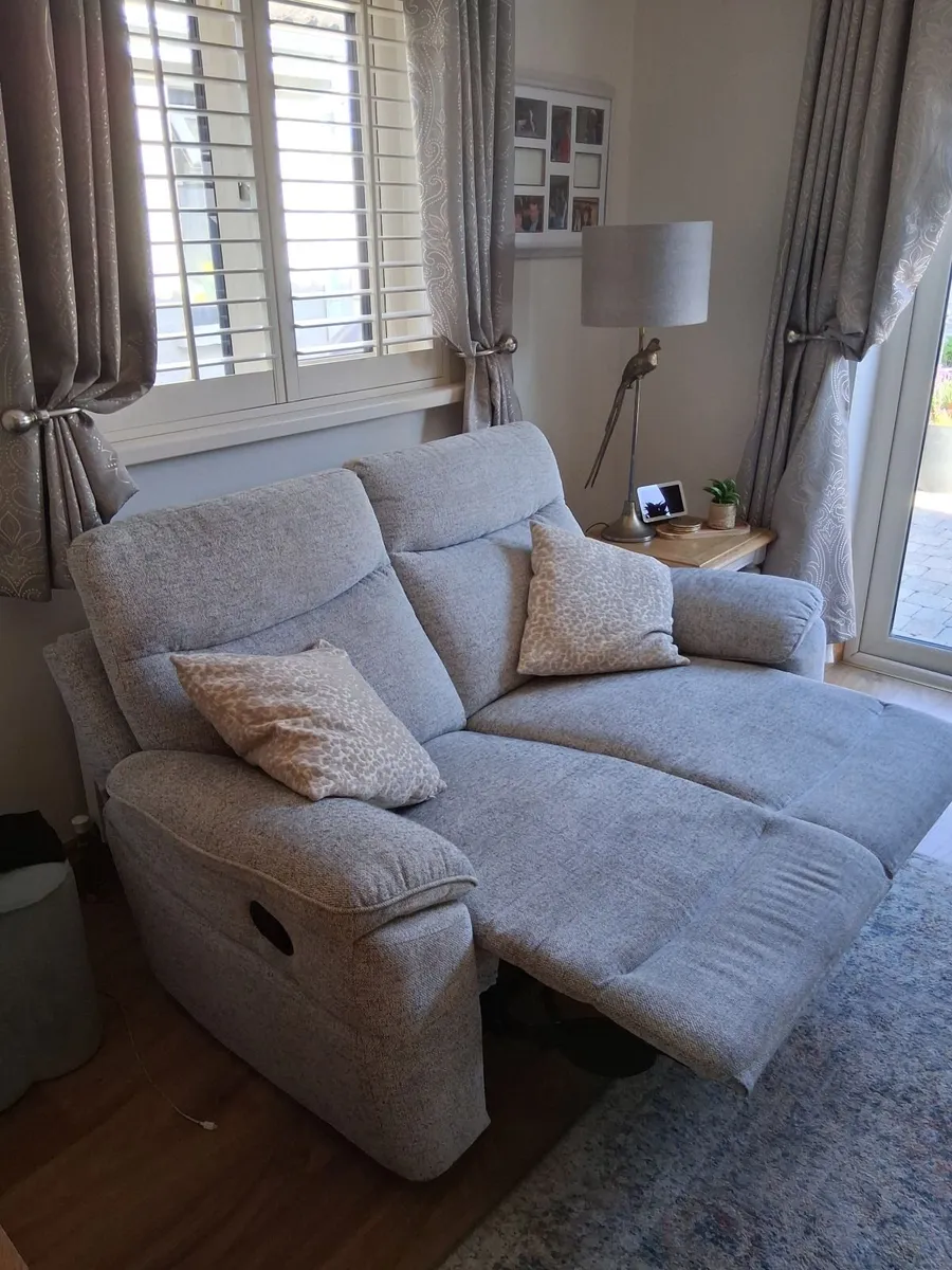 2 seater recliner sofa - Image 2