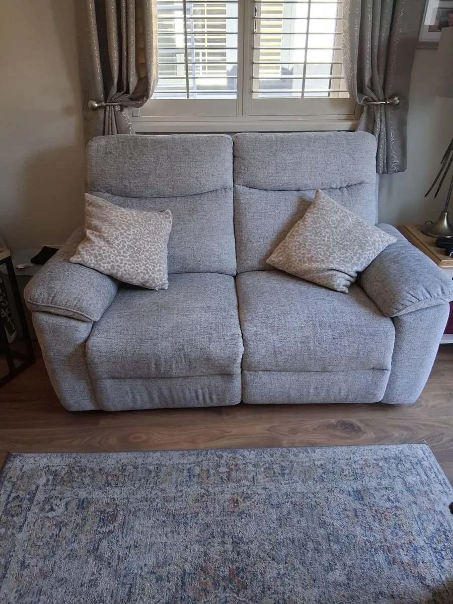 2 seater recliner sofa - Image 3