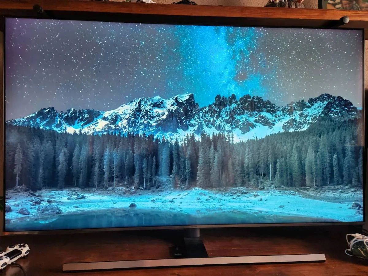 Samsung 65 tv - Image 2