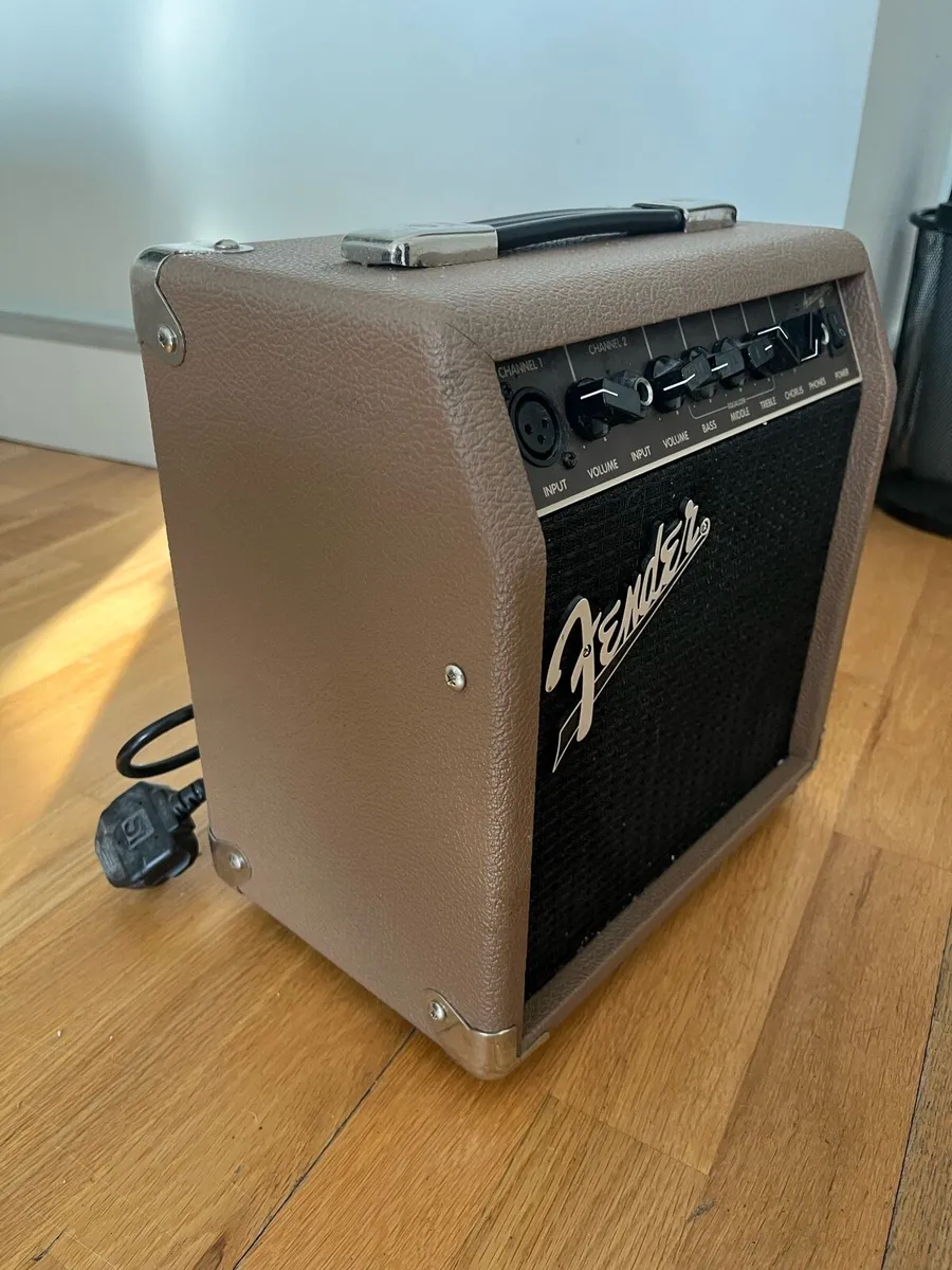 Fender Acoustasonic 15 - Image 3