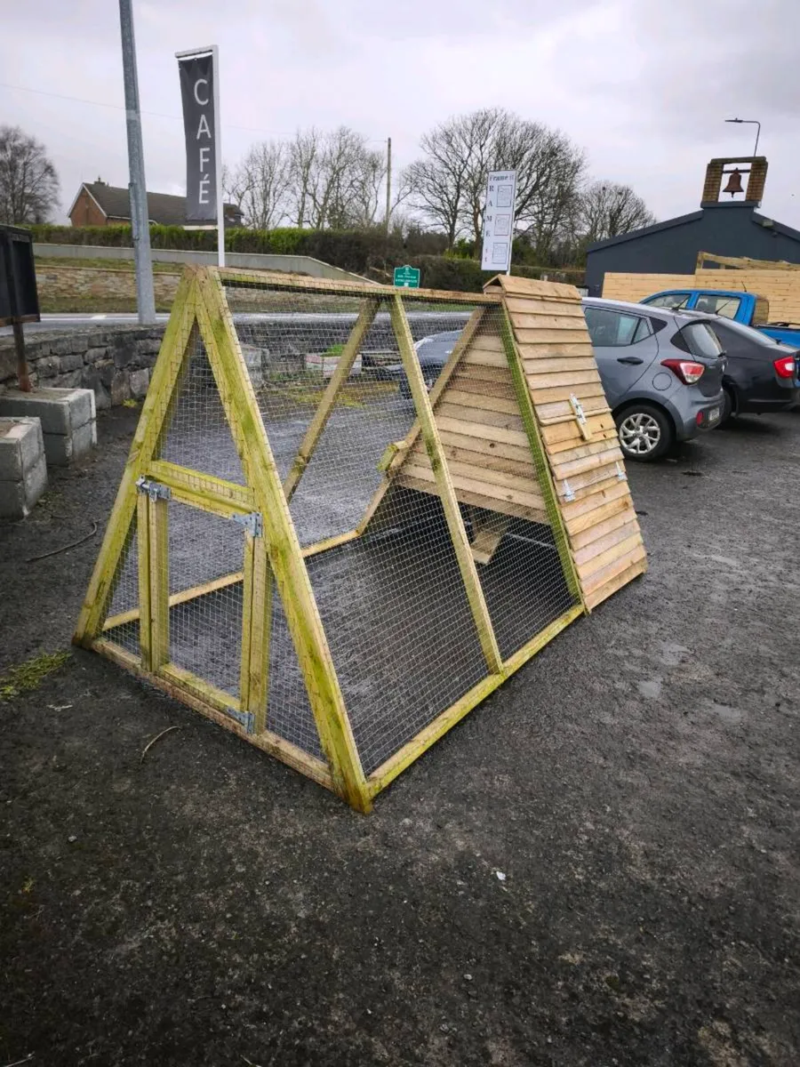 Chicken coop - Image 2